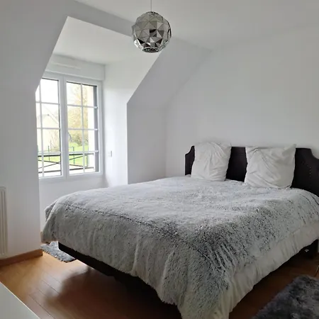 Ferienhaus Belle Maison Recente Neauphle-le-Château